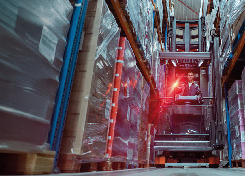Warehouse_850x610